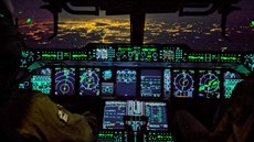 Letoun A-400M španělského letectva se zásilkou zdravotnického materiálu