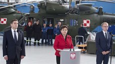 Polská premiérka Beata Szydlo v letecké továrn PZL Swidnik