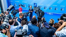 Generální tajemník NATO Jens Stoltenberg na zaátku summitu NATO 2018 v Bruselu.