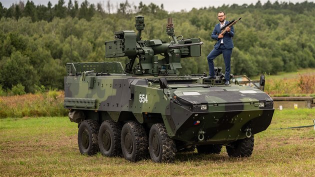 Výrobky přerovské Meopty najdeme v armádní technice, na zbraních, ale i všude...