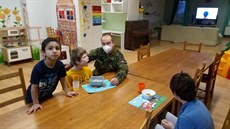 Vojáci kvůli koronaviru zajišťují kompletně chod dětského domova v Řepištích na...