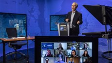 Šéf NATO Jens Stoltenberg ve videokonferenci s mladými lídry