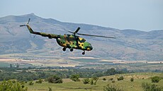 Vrtulník Mi-8/17 ozbrojených sil Severní Makedonie
