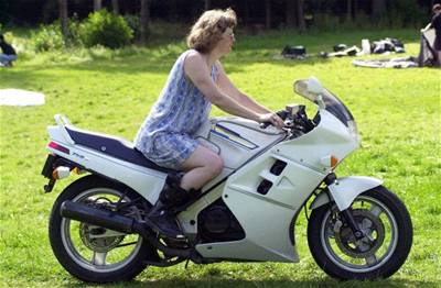 Karolna - dmy na motorkch 1