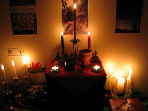 candle_altar