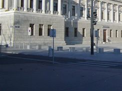 Hansen - Parlament 1