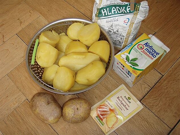 Boxty - irské bramborové placky, základní suroviny