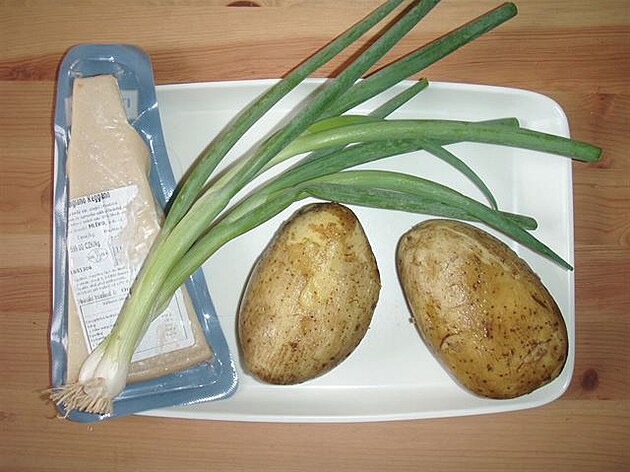 Dvakrát peená brambora  - suroviny