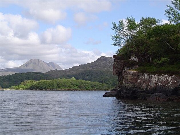 Kotvíme u skotského pobeí, Loch Gairloch