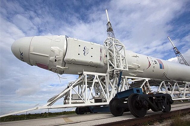Close-Up View of SpaceX's Falcon 9
