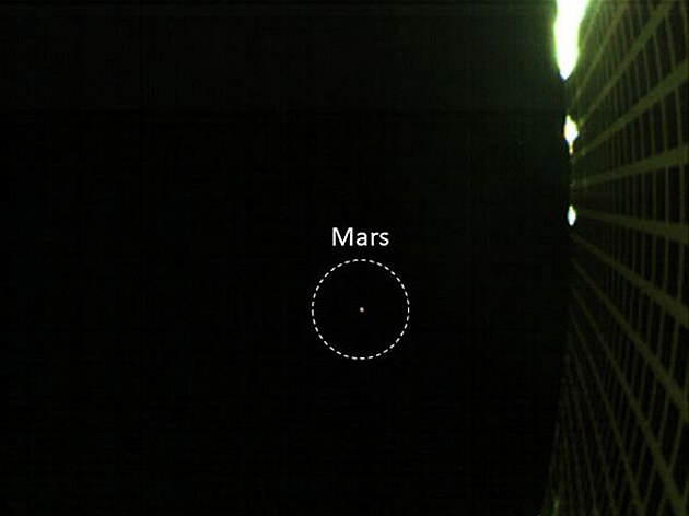 Mars 04