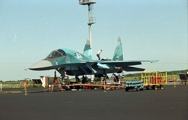 prototyp Suchoj T-10 (pozdjí Su-34)