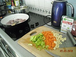 2 Ingredience na anglick cottage pie