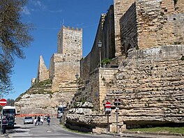 Cesta na Siclii. Enna - ob hrad Castello di Lombardia