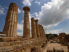 Cesta na Siclii. Agrigento - Hrklv ili Herkulv chrm (Tempio di Ercole)