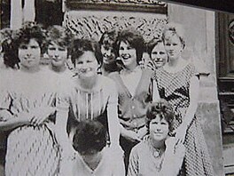 Studenti a studentky Stavebn prmyslov koly v Lipnku nad Bevou r. 1966