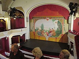Balnek-divadlo