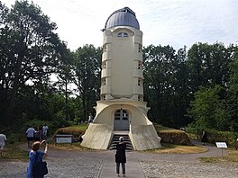 Einsteinturm 1