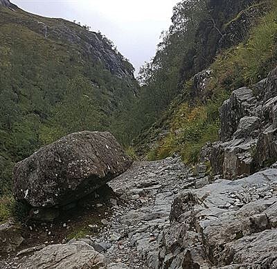 24 -  Glen Coe - cesta do Ztraceného údolí
