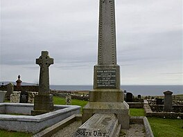 34 -  Skye - hrob Flory McDonaldov