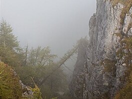 Heuberg: vrcholek m ze t stran strm skaln stny
