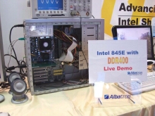 "iv" ukzka systmu s pamtmi DDR400