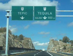 Mexico - Tequila nad dlnic