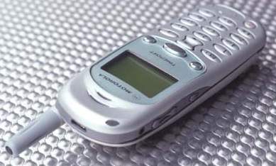 Motorola P7389i - GPRS telefon od Motoroly