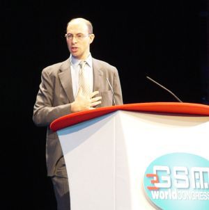 David Levin CEO Symbianu v Cannes 2003