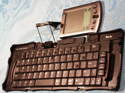 ...tak to je ona! Palm Portable Keyboard....