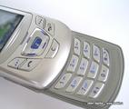 Samsung D410