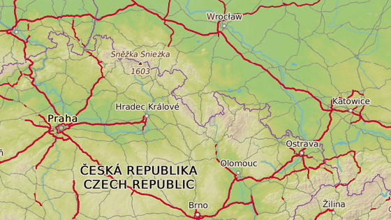 Mládě kuny urazilo v motoru cestu ze Zlína do Liberce. Mládě kuny urazilo v motoru cestu ze Zlína do Liberce.