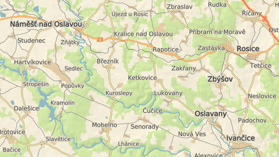 Vrtulník s britskými vojáky se zřídil jen kousek od armádního letiště v Náměšti nad Oslavou. Spadl na břeh řeky oslavy mezi vesnicemi Kuroslepy a Kladeruby nad Oslavou. Vrtulník s britskými vojáky se zřídil jen kousek od armádního letiště v Náměšti nad Oslavou. Spadl na břeh řeky oslavy mezi vesnicemi Kuroslepy a Kladeruby nad Oslavou.