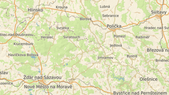 Zámeček Karlštejn se nachází přesně na pomezí Žďárska a Chrudimska u obcí Svratka a Svratouch. Zámeček Karlštejn se nachází přesně na pomezí Žďárska a Chrudimska u obcí Svratka a Svratouch.