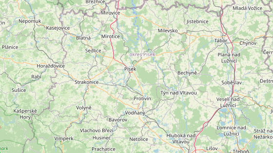 Bouralo se hned na t�ech m�stech kraje.