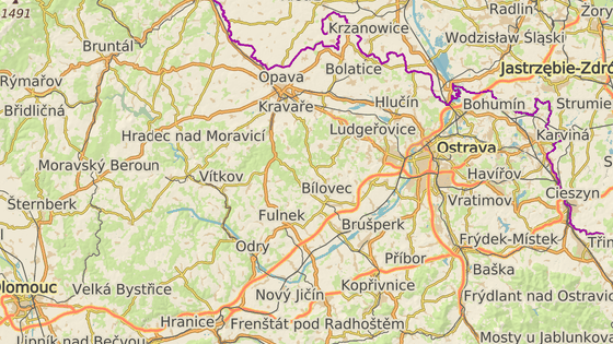 Cyklotrasa využívající stavby vysokorychlostní železnice by vedla od jihozápadní části Ostravy (červená značka) přes Klimkovice, Jistebník, Fulnek a Odry k Hranicím a tamní stezce Bečva (oranžová značka). Cyklotrasa využívající stavby vysokorychlostní železnice by vedla od jihozápadní části Ostravy (červená značka) přes Klimkovice, Jistebník, Fulnek a Odry k Hranicím a tamní stezce Bečva (oranžová značka).