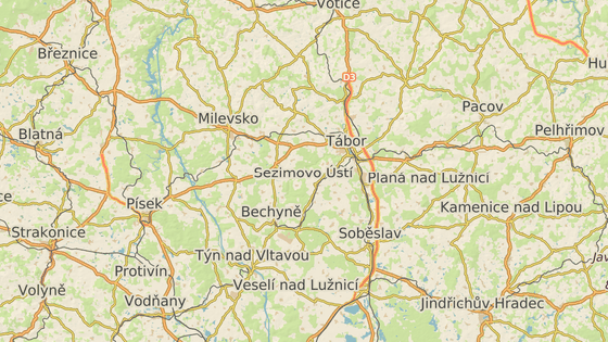 Dálnice D3 mezi středočeskými Lažany (modrá značka) a jihočeským Veselím nad Lužnicí (červená značka) Dálnice D3 mezi středočeskými Lažany (modrá značka) a jihočeským Veselím nad Lužnicí (červená značka)