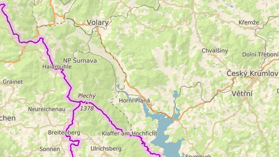 Želnavský smyk vede od rakouské hranice k Lipnu.