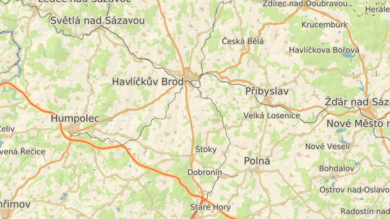 Obě vážné nehody (červená značka u Zvonějova, modrá u Havlíčkova Brodu) se staly na Havlíčkobrodsku na silnici I/38.