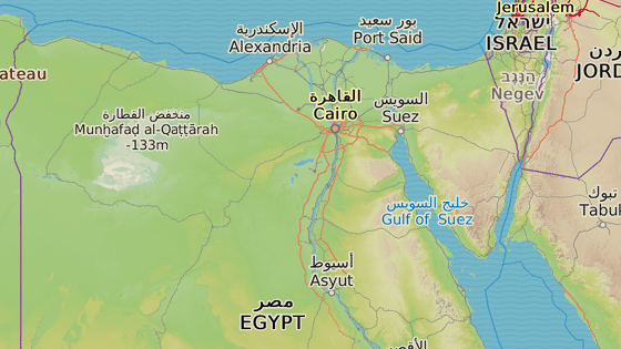 Sakkra se nachz na zpadnm behu Nilu na okraji libyjsk nhorn ploiny piblin 30 km jin od Khiry na ploe cca 71,5 km