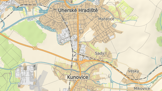 V Uherském Hradišti letos začne velká rekonstrukce křižovatky hlavní cesty I/55 s ulicemi Všehrdova a Sokolovská (červená značka). Na ni pak naváže oprava stejného hlavního tahu při průtahu Kunovicemi (modrá značka).