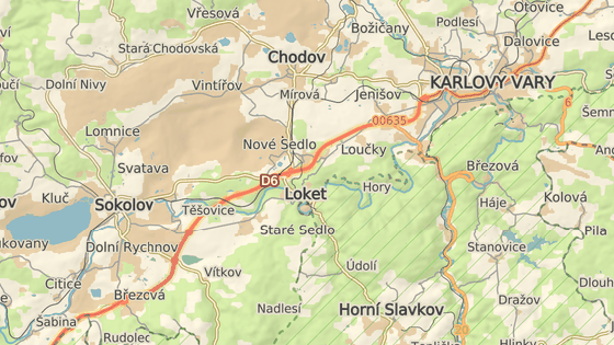 Přívěs s koňmi se převrátil na dálnici D6 na úrovni obce Loučky. Přívěs s koňmi se převrátil na dálnici D6 na úrovni obce Loučky.