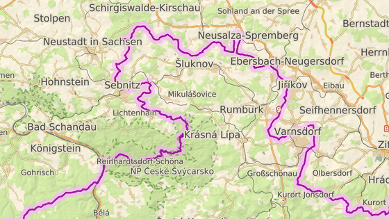 Přechod v Dolní Poustevně (červená) je nyní zavřený, překročit hranici je možné až u Rumburku (modrá).