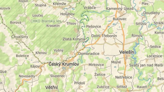 Nehoda se stala mezi obcemi Třísov a Plešovice na Českokrumlovsku. Nehoda se stala mezi obcemi Třísov a Plešovice na Českokrumlovsku.
