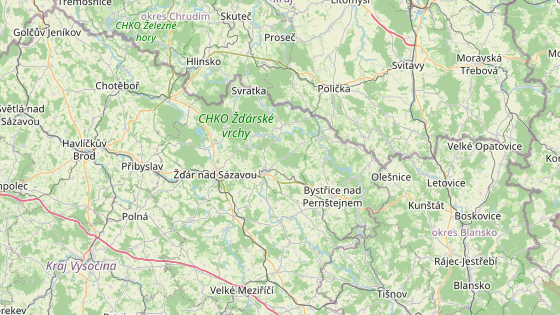 Hasiči t&aacute;hli vodu od Boř&iacute;nova (modr&aacute; značka) k prameni Svratky (červen&aacute;).