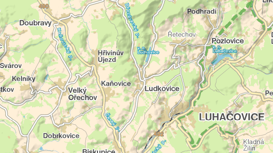 Betonov podjezd se nachz na krajsk silnici tet tdy v obci Ludkovice nedaleko Luhaovic.
