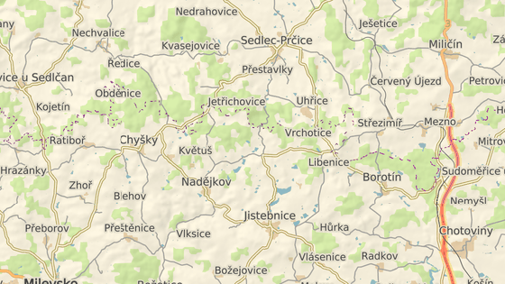 Alenina Lhota leží na pomezí Jihočeského a Středočeského kraje. Alenina Lhota leží na pomezí Jihočeského a Středočeského kraje.