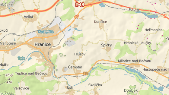 Při plánované modernizaci se má trať odklonit od Teplic nad Bečvou a mezi Hranicemi a Miloticemi nad Bečvou mají vzniknout dva tunely (modrá značka). Při plánované modernizaci se má trať odklonit od Teplic nad Bečvou a mezi Hranicemi a Miloticemi nad Bečvou mají vzniknout dva tunely (modrá značka).