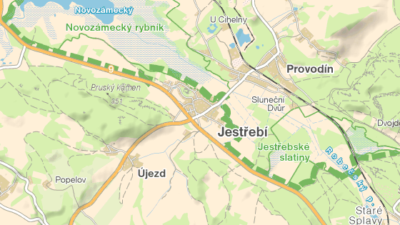 Kruhový objezd roste v obci Jestřebí na Českolipsku. Kruhový objezd roste v obci Jestřebí na Českolipsku.