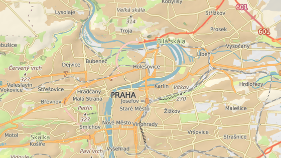 Nov opraven dleit komunikace v Praze: Zenklova (modr), st ulice Na Slupi (zelen), st tramvajov trati na Vinohradech (oranov)